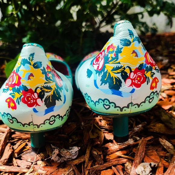 IRREGULAR CHOICE UNIQUE BLUE PUMPS WITH TOE HEEL!CLEARANCE TODAY UNTIL TOMM - Picture 8 of 10